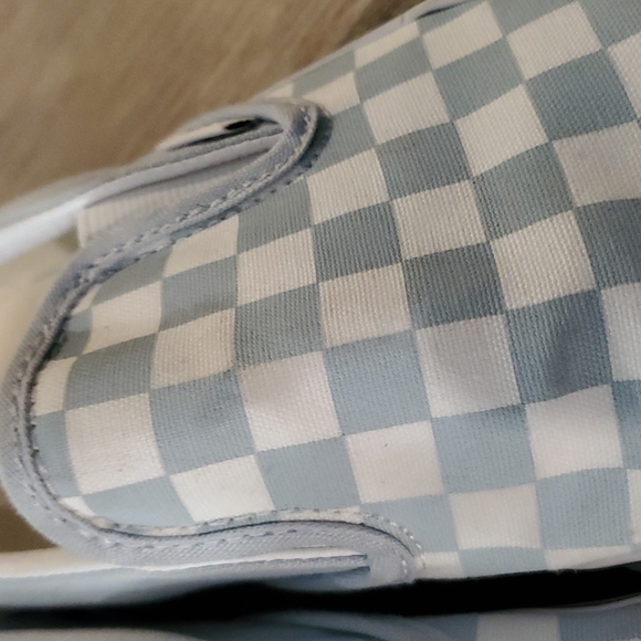 Vans slip ons size 6.5 mens and 8 in Womens. - Picture 8 of 8